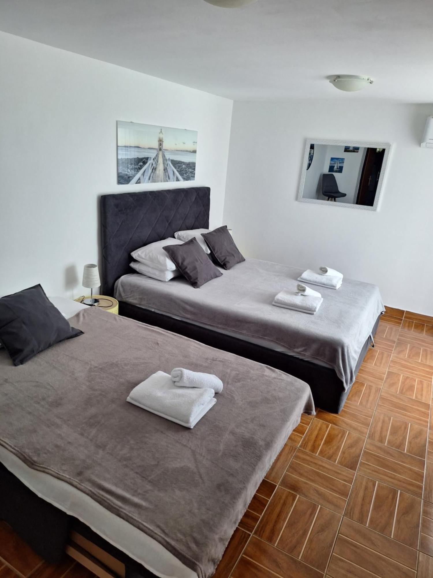 Feral Apartamento Sveti Juraj Exterior foto
